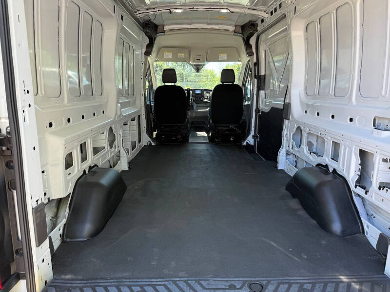 2023 Ford Transit 250