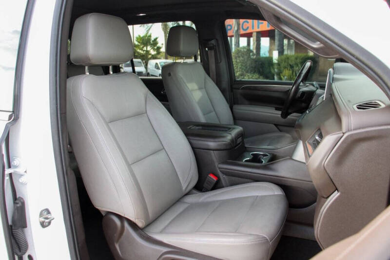 2021 Chevrolet Suburban LT