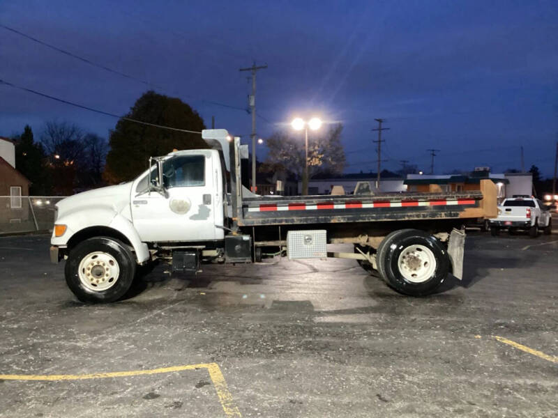 2003 Ford F-750 Super Duty