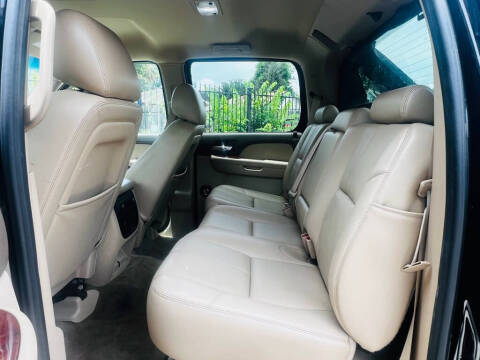 2013 Chevrolet Avalanche LT Black Diamond