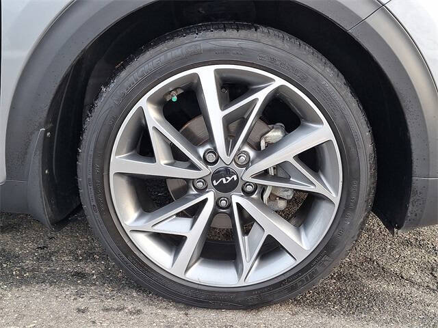 2022 Kia Niro Touring Special Edition