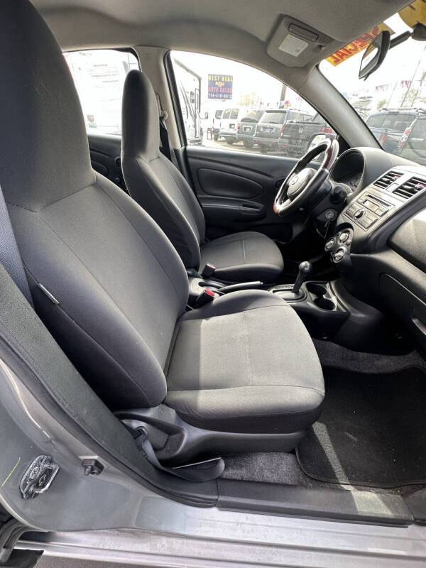 2014 Nissan Versa 1.6 S Plus