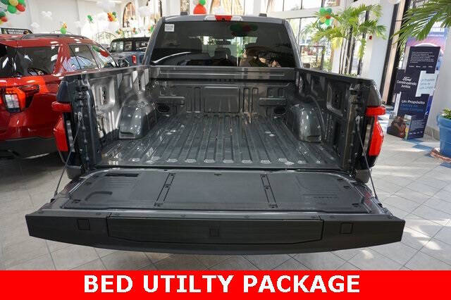 2025 Ford F-150 Lightning XLT