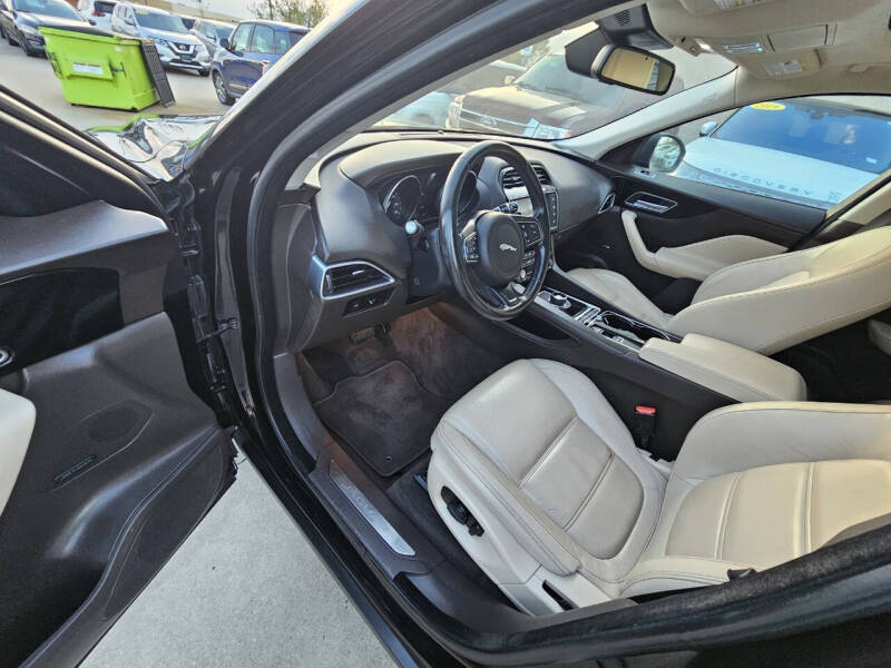 2017 Jaguar F-PACE 20d Prestige