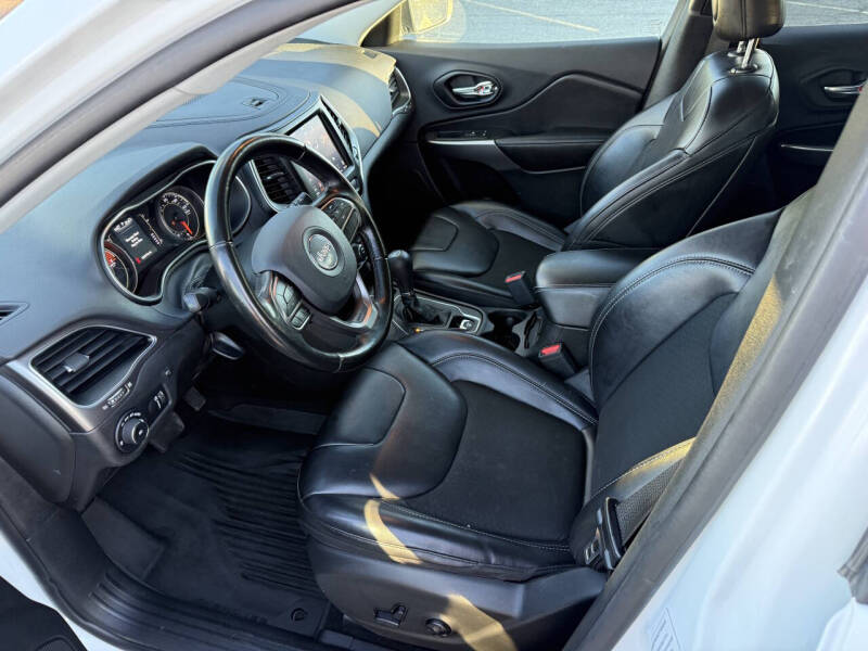 2020 Jeep Cherokee Latitude