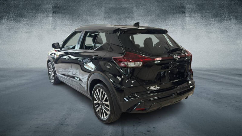 2022 Nissan Kicks SV