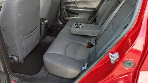 2012 Dodge Avenger SE