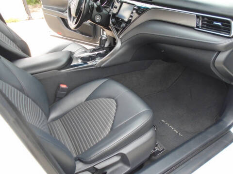 2020 Toyota Camry SE Nightshade