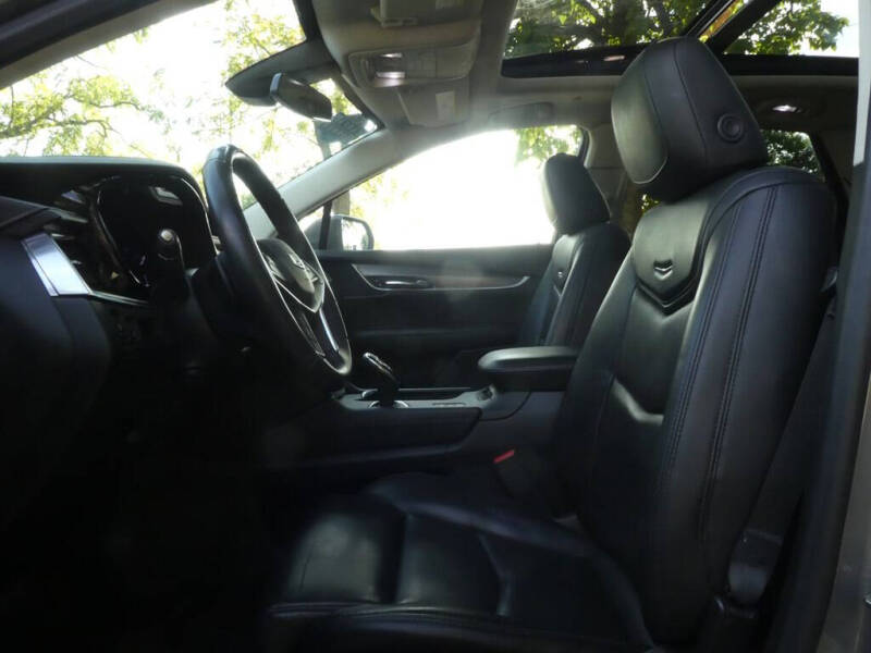 2017 Cadillac XT5 Premium Luxury