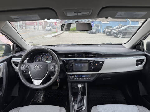 2016 Toyota Corolla LE
