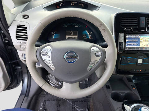 2016 Nissan LEAF SV