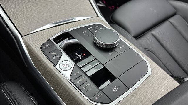 2025 BMW 3 Series 330i