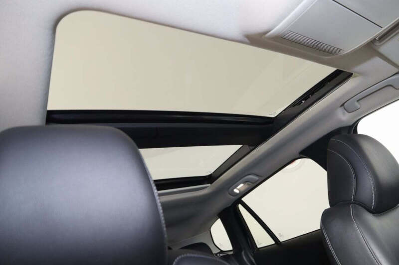 2023 Mazda CX-50 2.5 S Preferred Plus