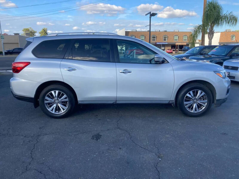 2018 Nissan Pathfinder