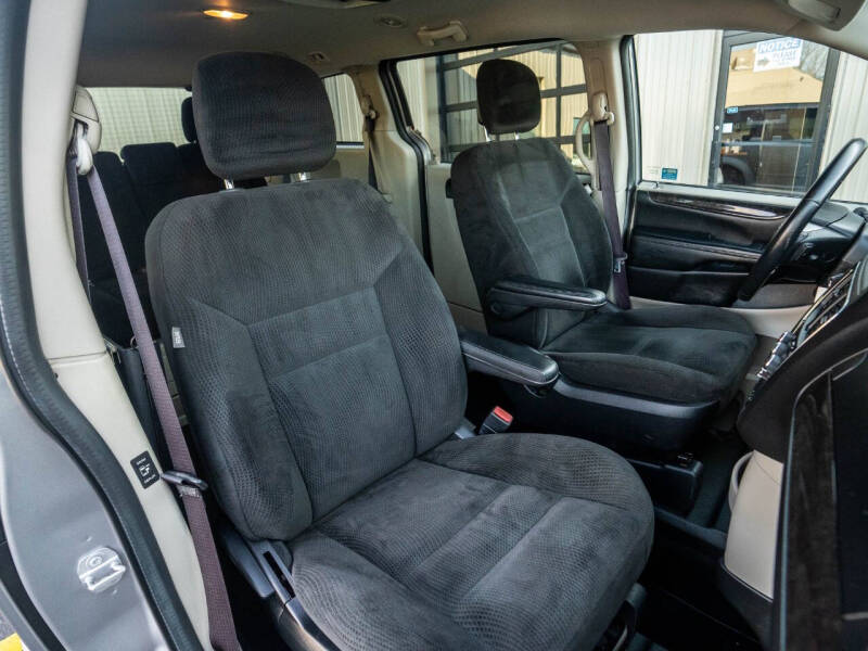 2016 Dodge Grand Caravan SXT Plus