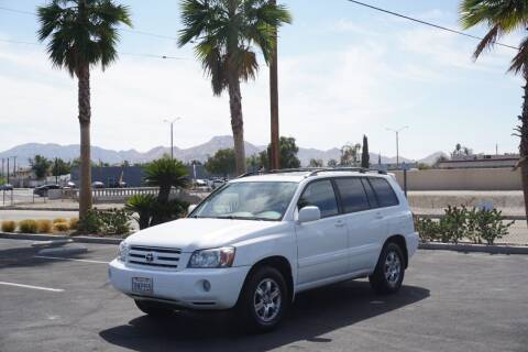 2005 Toyota Highlander for sale at Cars Landing Inc. in Colton CA