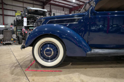 1937 Ford Deluxe