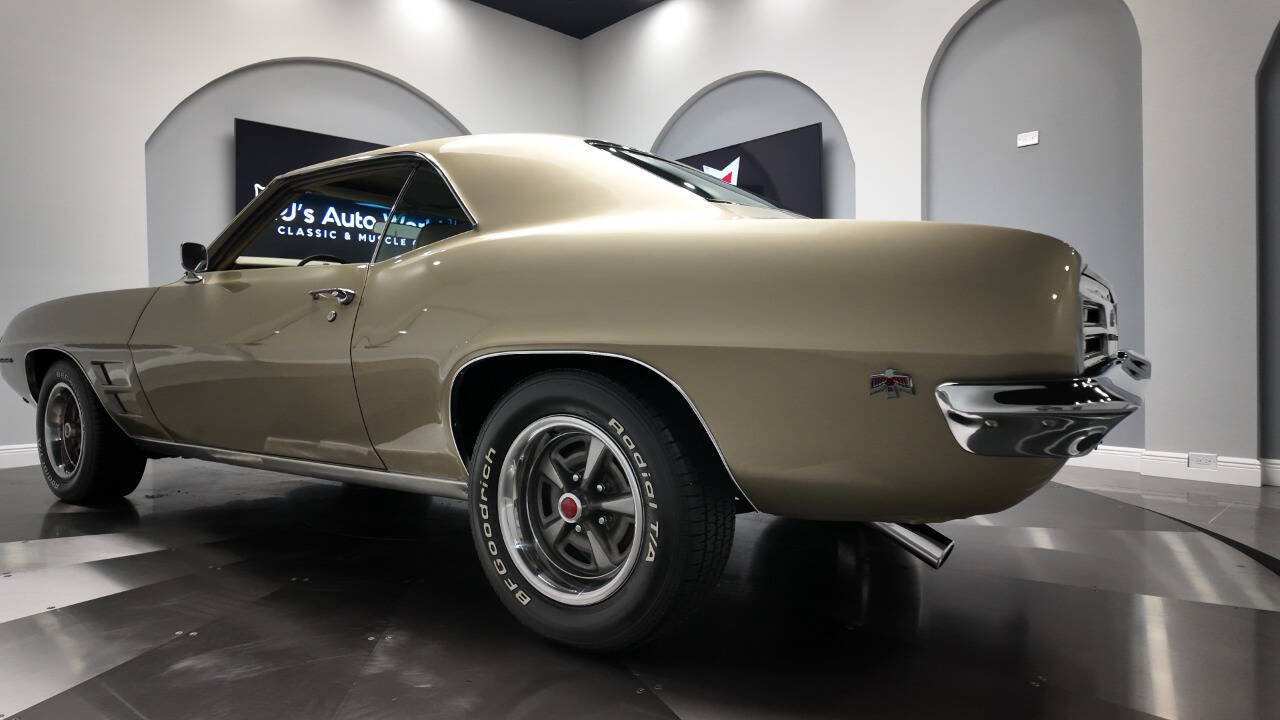 1969 Pontiac Firebird 26