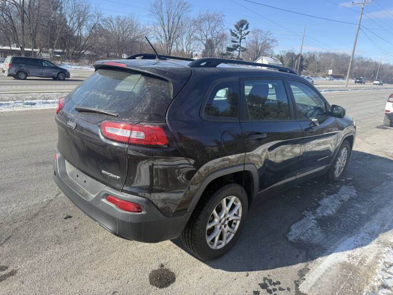 2015 Jeep Cherokee Sport