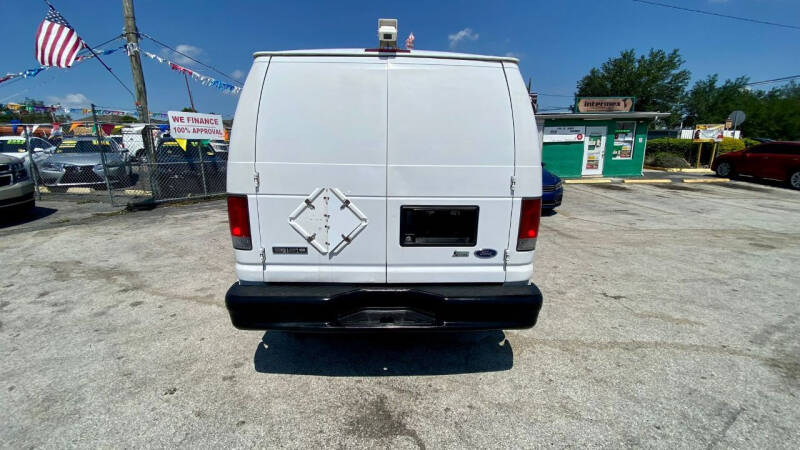 2010 Ford E-Series E-150