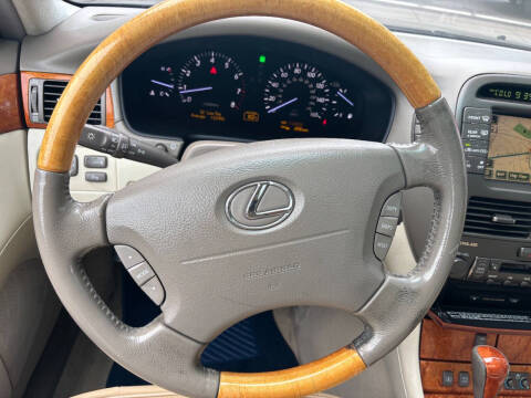 2004 Lexus LS 430