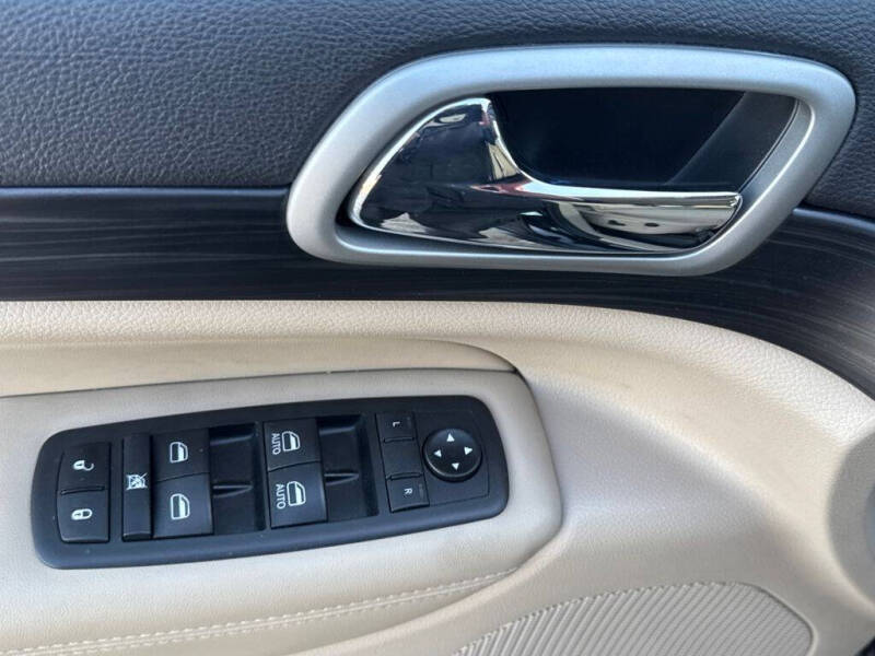 2021 Jeep Grand Cherokee Laredo E