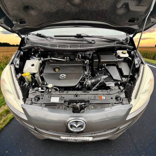 2014 Mazda MAZDA5 Sport