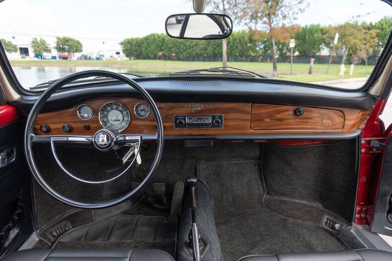 1968 Volkswagen Karmann Ghia
