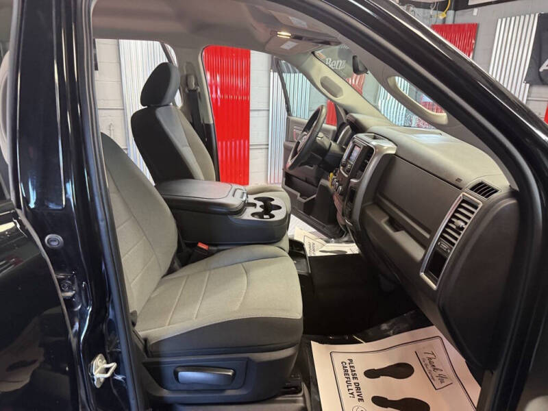 2023 RAM 1500 Classic SLT