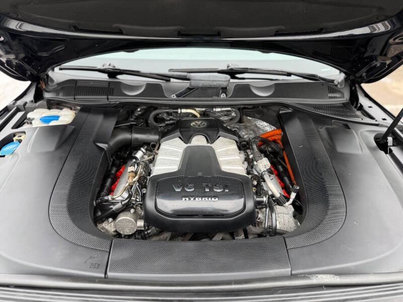 2012 Volkswagen Touareg Hybrid