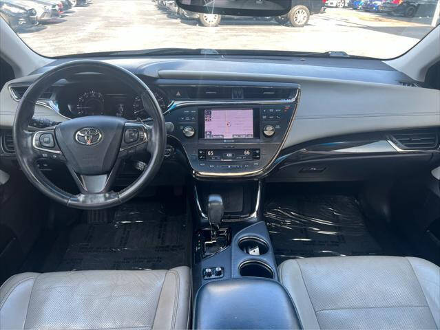 2013 Toyota Avalon Sedan - $15,397