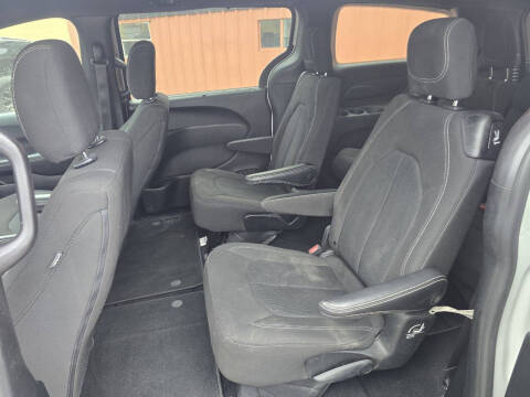 2021 Chrysler Pacifica Touring