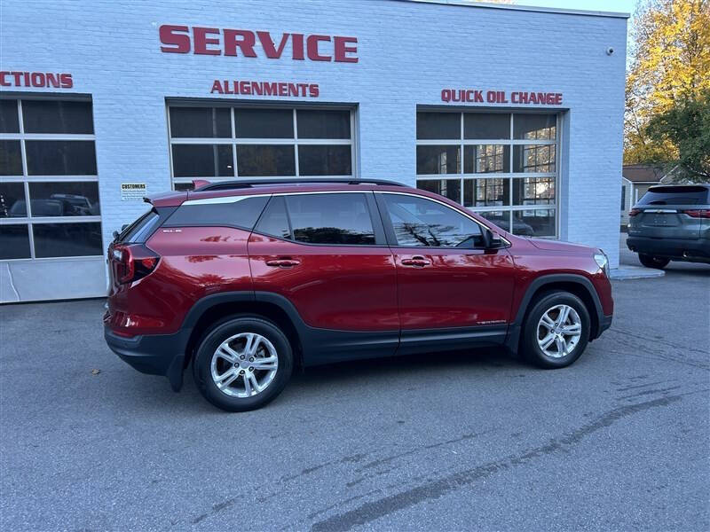 2022 GMC Terrain SLE