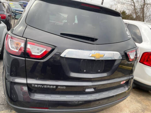 2017 Chevrolet Traverse LS