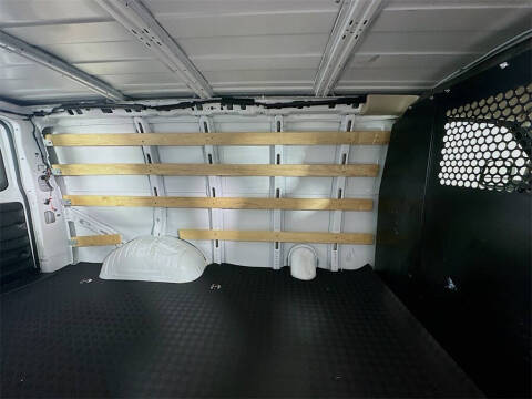 2024 Chevrolet Express 2500