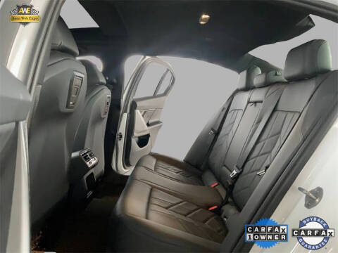 2025 BMW 5 Series 530i