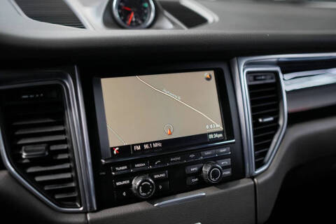 2015 Porsche Macan S