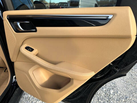 2016 Porsche Macan S