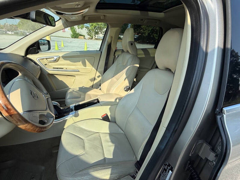 2013 Volvo XC60 3.2 Premier Plus