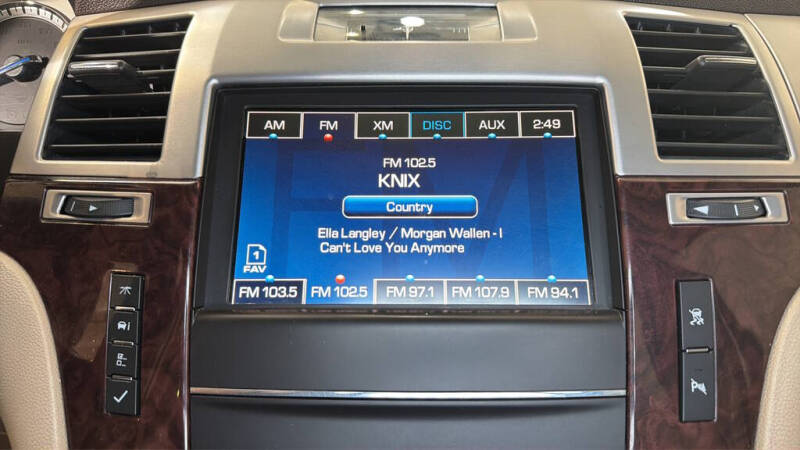 2011 Cadillac Escalade ESV Luxury
