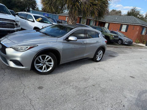 2018 Infiniti QX30 Luxury