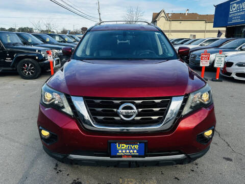 2017 Nissan Pathfinder SL