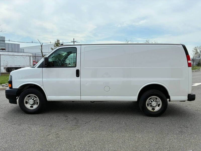 2019 Chevrolet Express 2500
