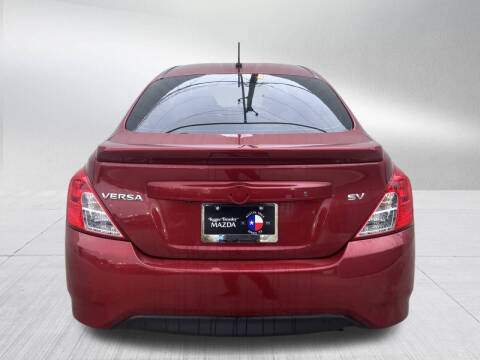 2019 Nissan Versa