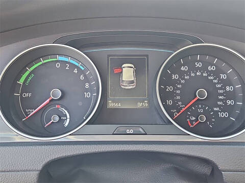 2016 Volkswagen e-Golf SE