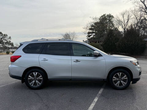 2017 Nissan Pathfinder S