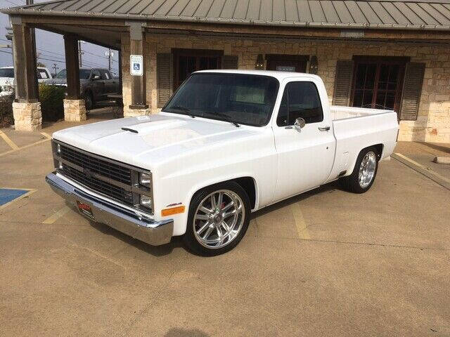 1984 chevy truck white