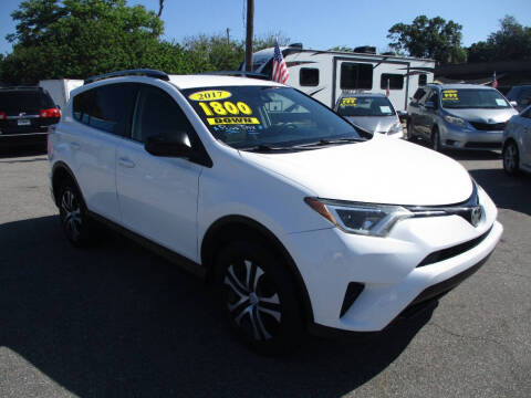 2017 Toyota RAV4 LE