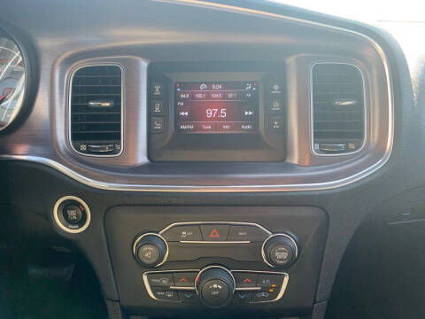 2016 Dodge Charger SE