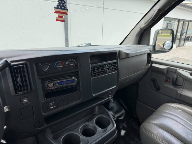 2005 Chevrolet Express 2500